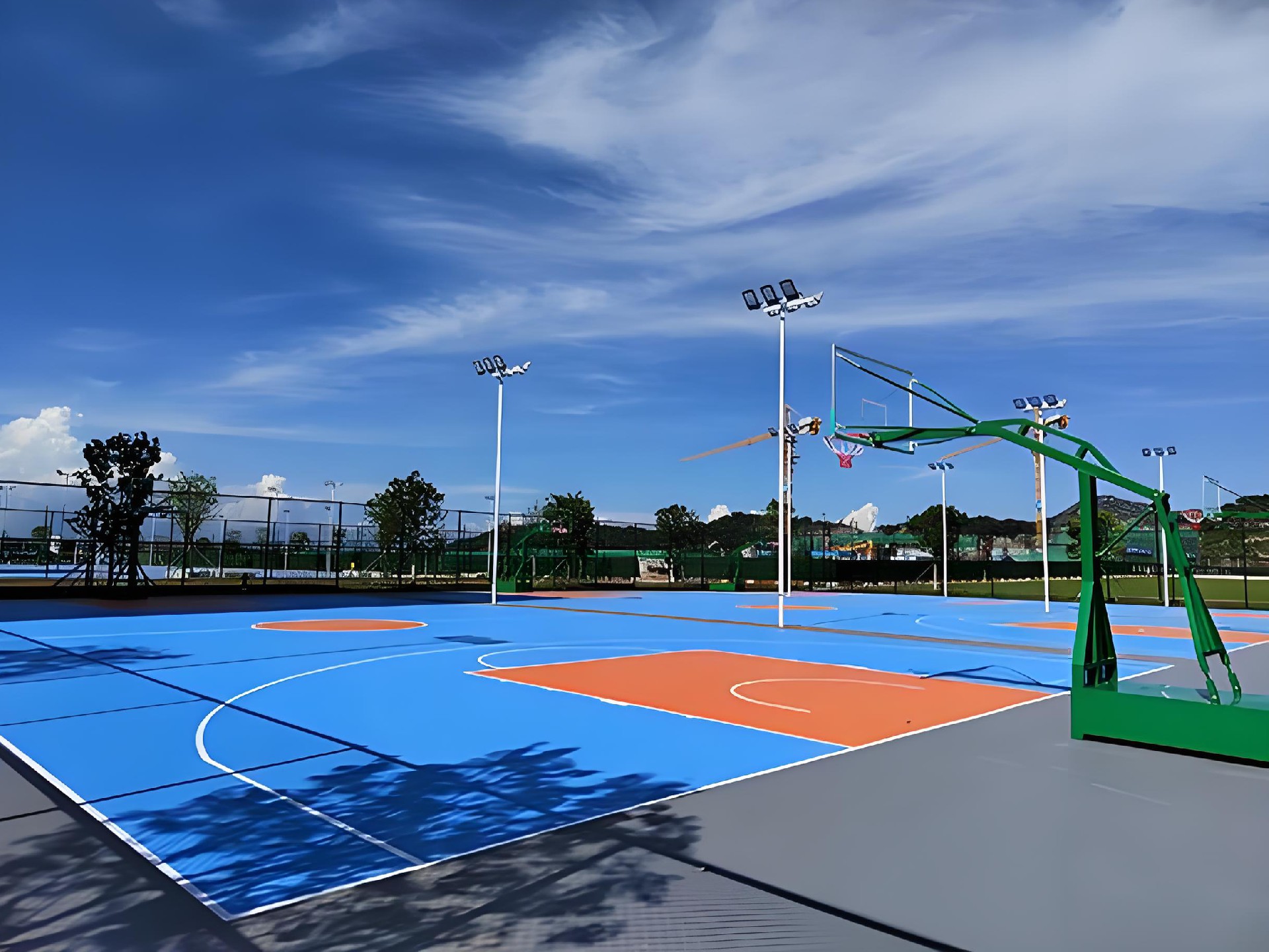 矽pu籃球場